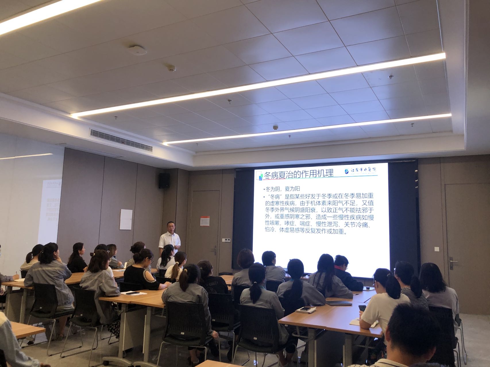 江苏游艇会yth206集团
