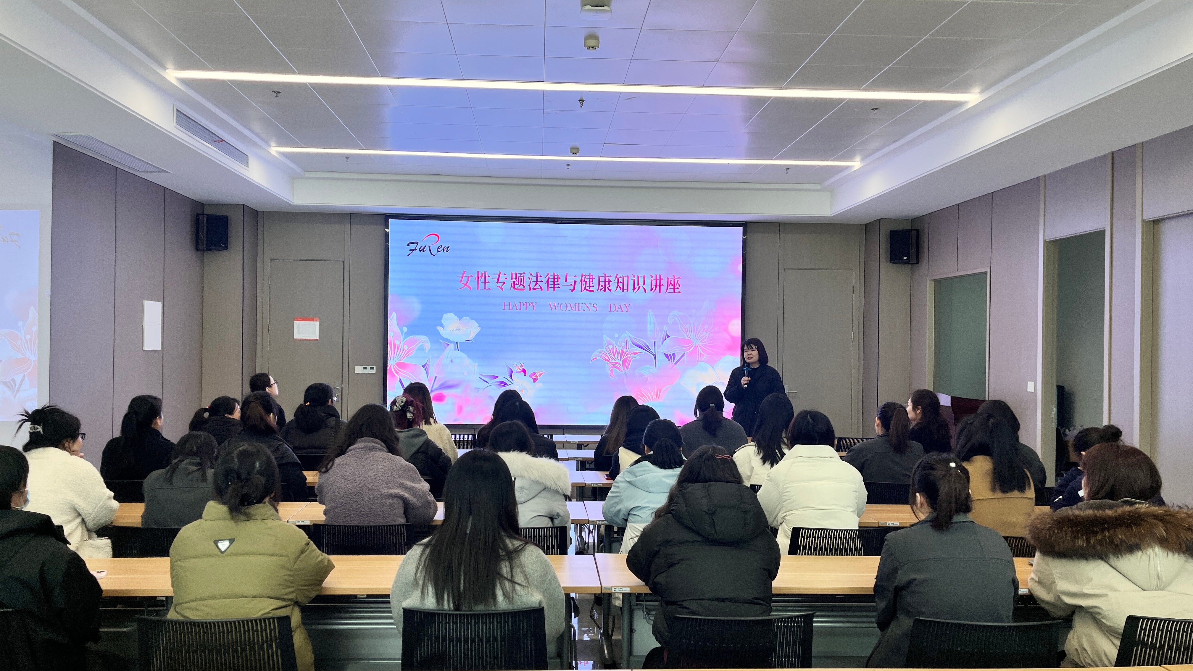 江苏游艇会yth206集团